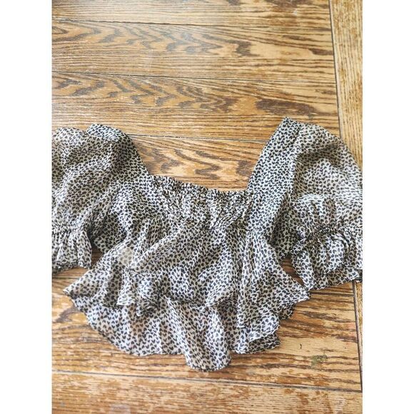 Stone Cold Fox heart design ruffle blouse sz 1 - Picture 4 of 4